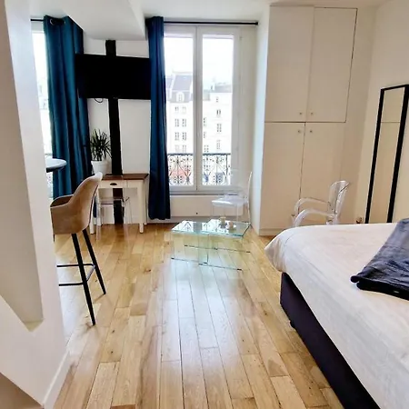 Innocenti Parigi
